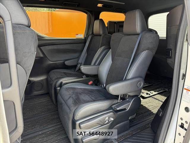 Toyota ALPHARD 2021-07 8364534-17
