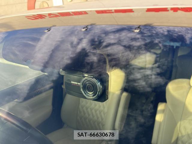 Toyota ALPHARD 2015-12 8371398-13