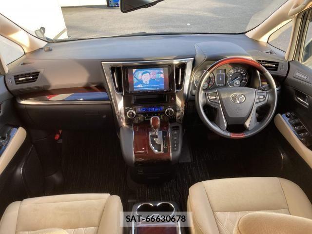 Toyota ALPHARD 2015-12 8371398-1