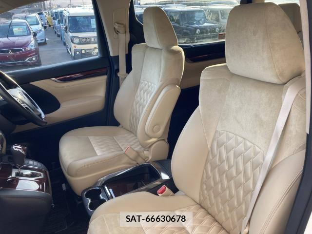 Toyota ALPHARD 2015-12 8371398-26