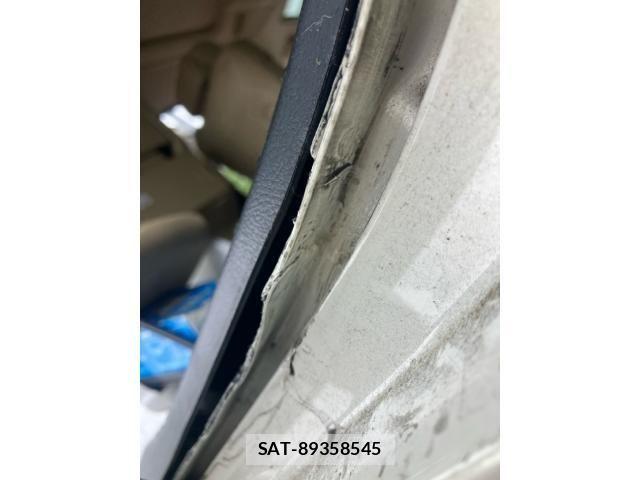 Toyota ALPHARD 2015-10 8411099-11