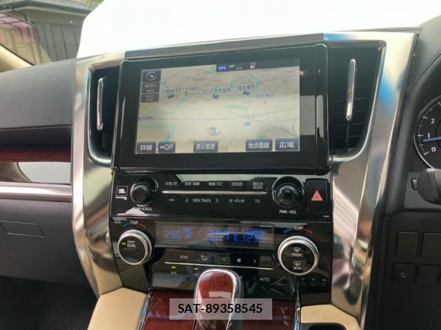 Toyota ALPHARD 2015-10 8411099-24
