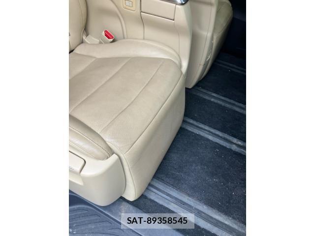 Toyota ALPHARD 2015-10 8411099-29
