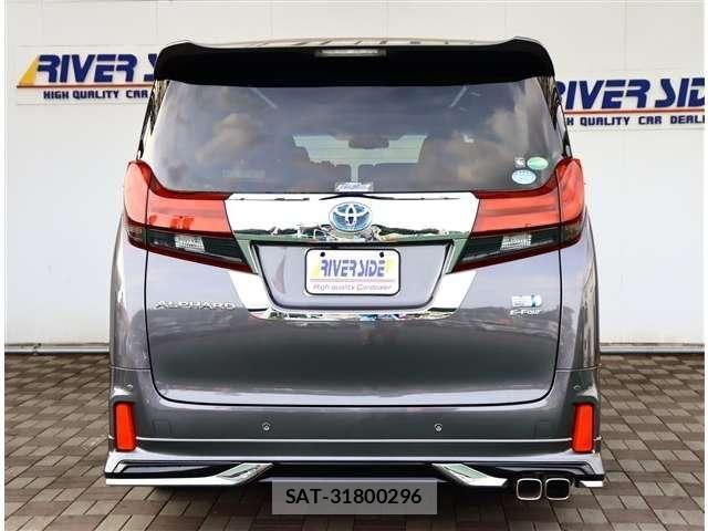 Toyota ALPHARD 2017-03 8411097-20