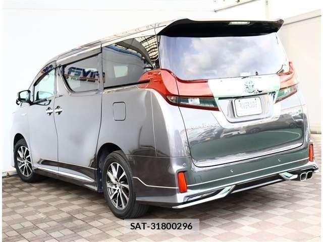 Toyota ALPHARD 2017-03 8411097-21