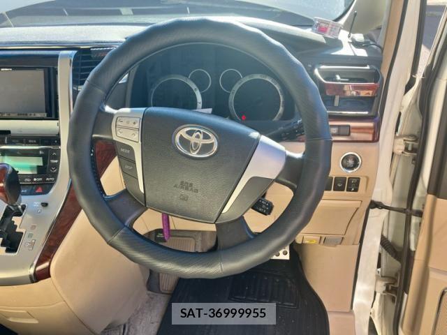Toyota ALPHARD 2008-09 8411077-13
