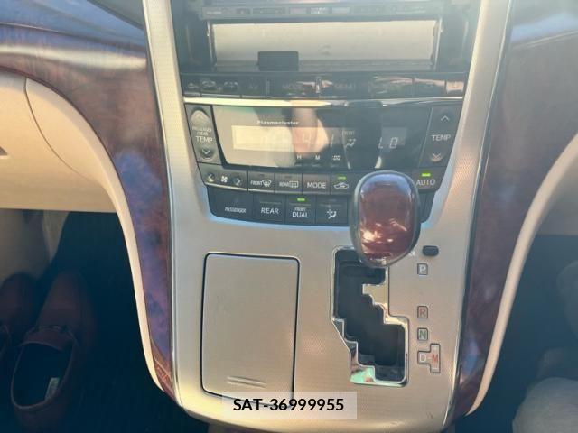 Toyota ALPHARD 2008-09 8411077-17