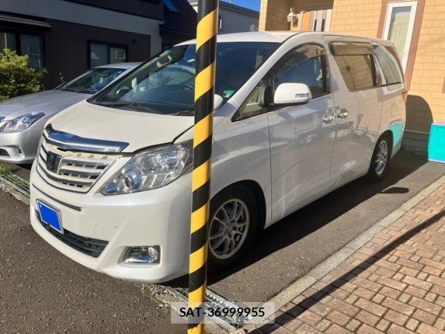 Toyota ALPHARD 2008-09 8411077-1