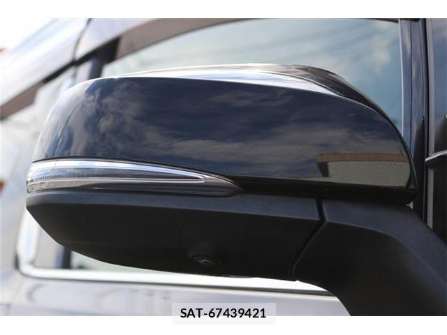 Toyota ALPHARD 2019-06 8456950-28