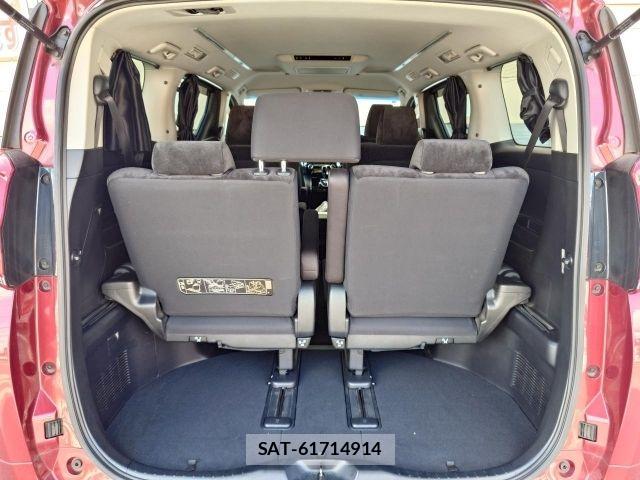 Toyota ALPHARD 2019-07 8456952-13