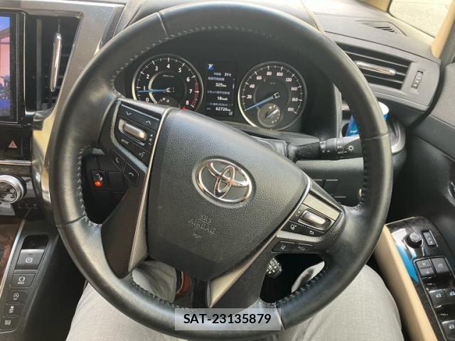 Toyota ALPHARD 2018-03 8523369-9