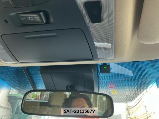 Toyota ALPHARD 2018-03 8523369-14