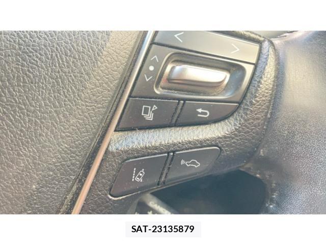 Toyota ALPHARD 2018-03 8523369-18