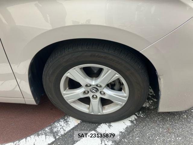 Toyota ALPHARD 2018-03 8523369-3