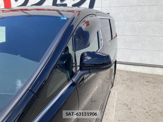 Toyota ALPHARD 2023-04 8523367-11