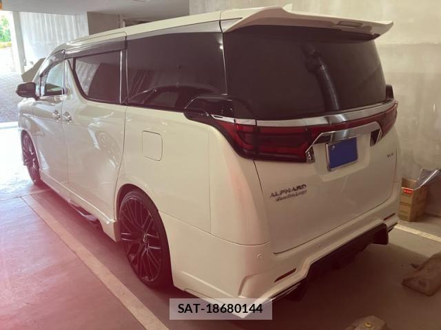 Toyota ALPHARD 2015-11 8625676-2