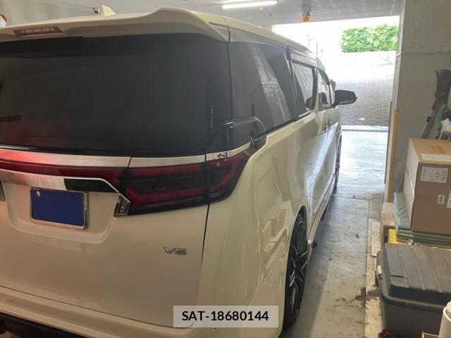 Toyota ALPHARD 2015-11 8625676-3