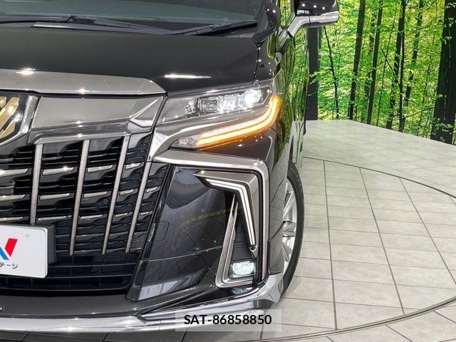 Toyota ALPHARD 2022-02 8657848-13