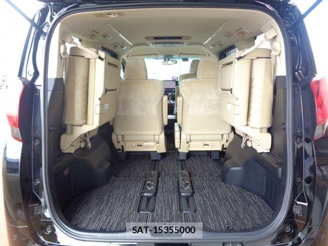 Toyota ALPHARD 2017-07 8685112-13
