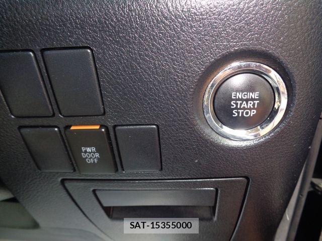 Toyota ALPHARD 2017-07 8685112-20