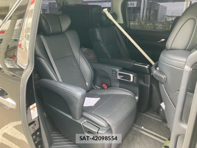 Toyota ALPHARD 2019-05 8740229-11