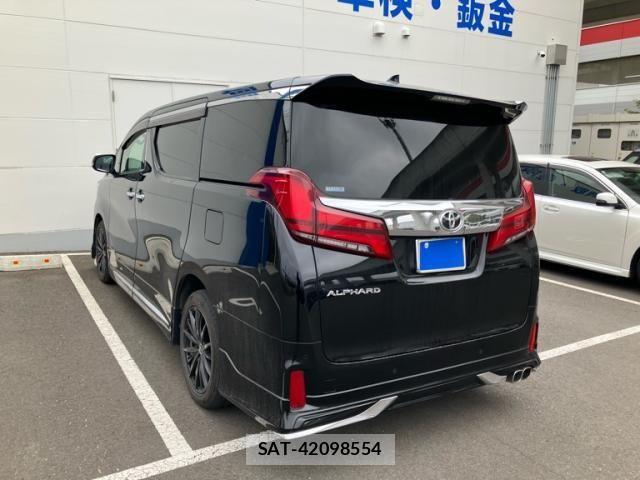 Toyota ALPHARD 2019-05 8740229-4