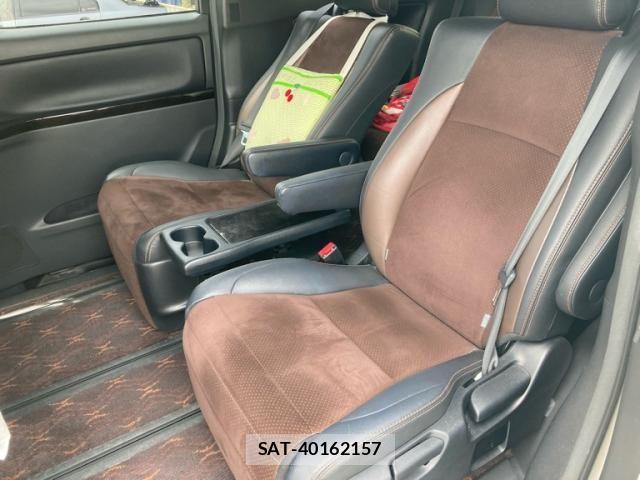 Toyota ALPHARD 2013-02 8740237-12