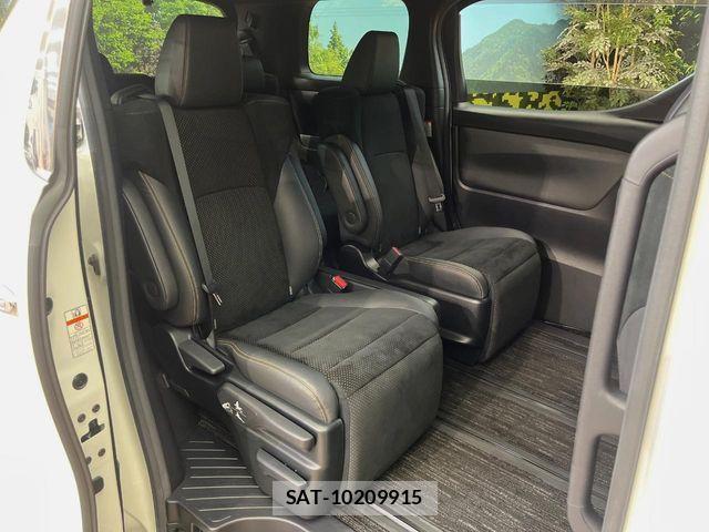 Toyota ALPHARD 2021-08 8740226-10