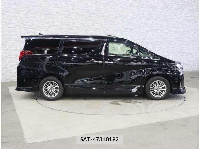 Toyota ALPHARD 2018-03 8779383-15