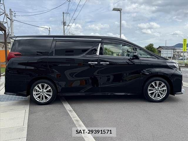 Toyota ALPHARD 2017-03 8779384-10