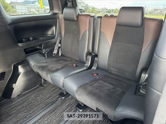 Toyota ALPHARD 2017-03 8779384-20