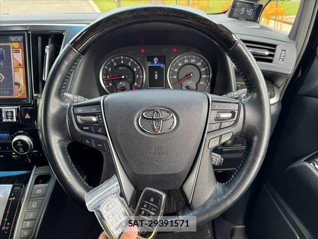 Toyota ALPHARD 2017-03 8779384-27