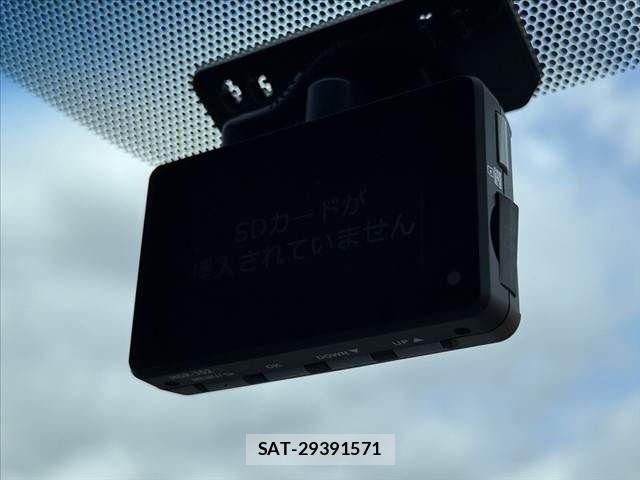 Toyota ALPHARD 2017-03 8779384-4