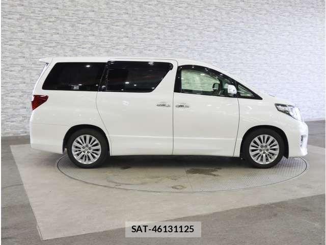 Toyota ALPHARD 2014-06 8779386-13