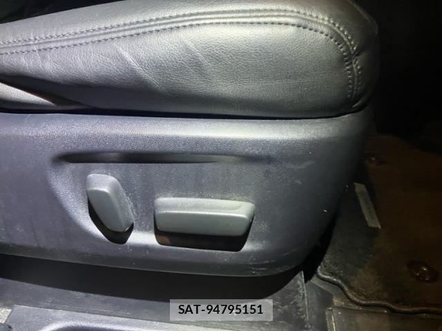 Toyota ALPHARD 2015-09 8827709-13