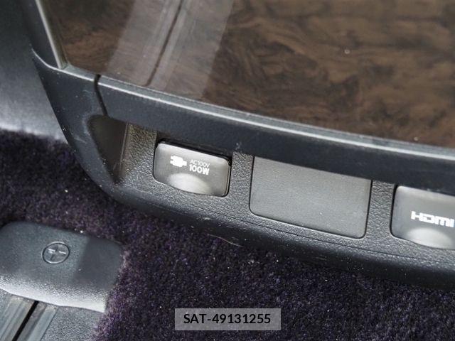 Toyota ALPHARD 2021-07 8827705-15
