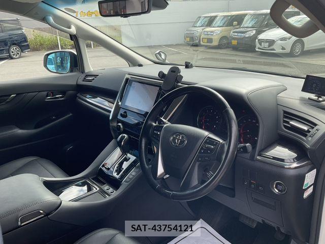 Toyota ALPHARD 2020-01 8827708-15