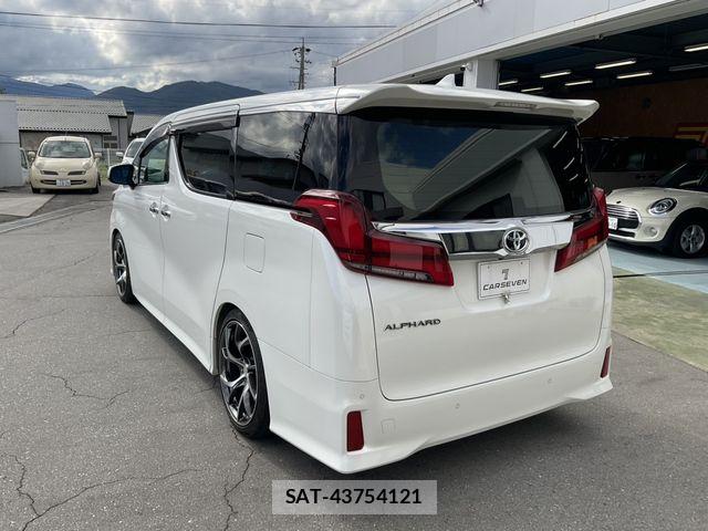 Toyota ALPHARD 2020-01 8827708-8