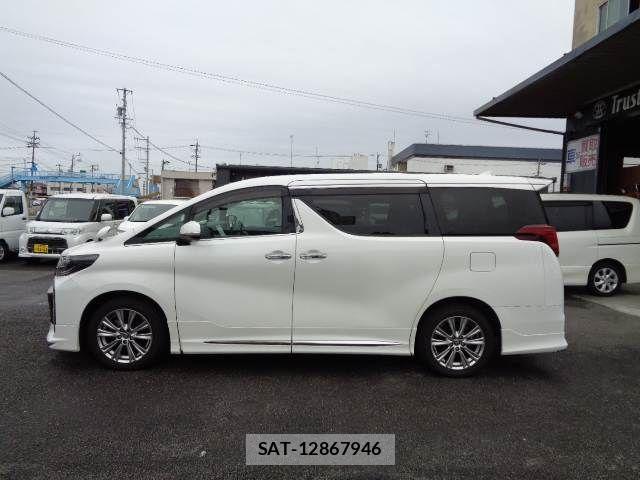 Toyota ALPHARD 2022-03 8848121-16