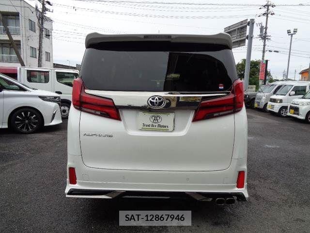 Toyota ALPHARD 2022-03 8848121-18