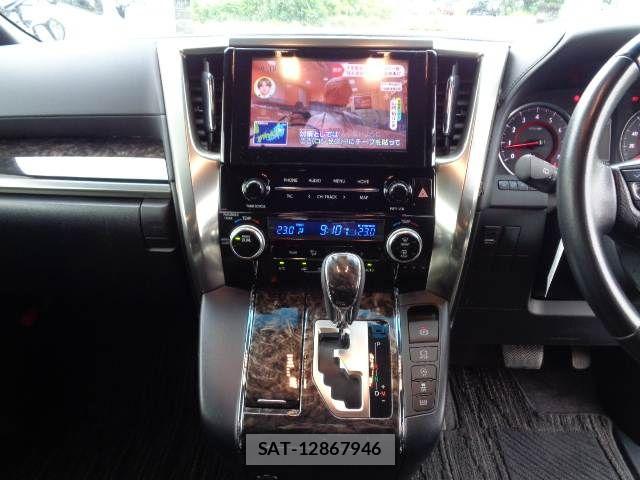 Toyota ALPHARD 2022-03 8848121-3