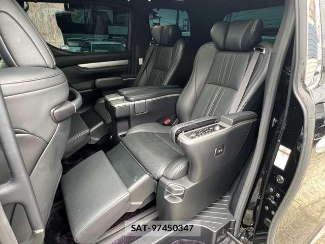 Toyota ALPHARD 2018-10 8848124-13