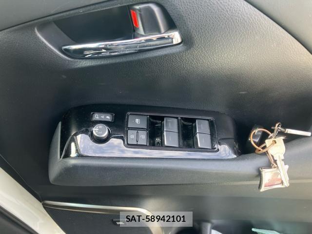 Toyota ALPHARD 2023-02 8848115-25