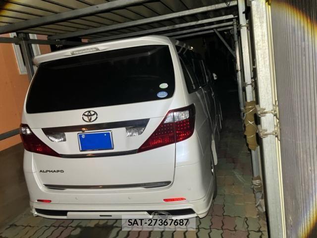 Toyota ALPHARD 2010-08 8870371-4
