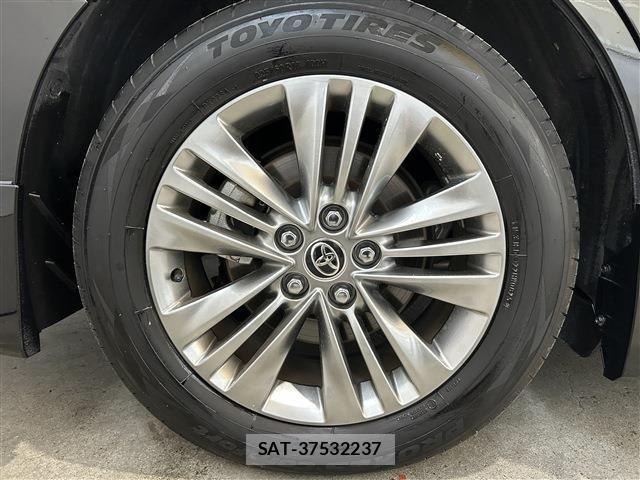 Toyota ALPHARD 2025-04 8870370-2