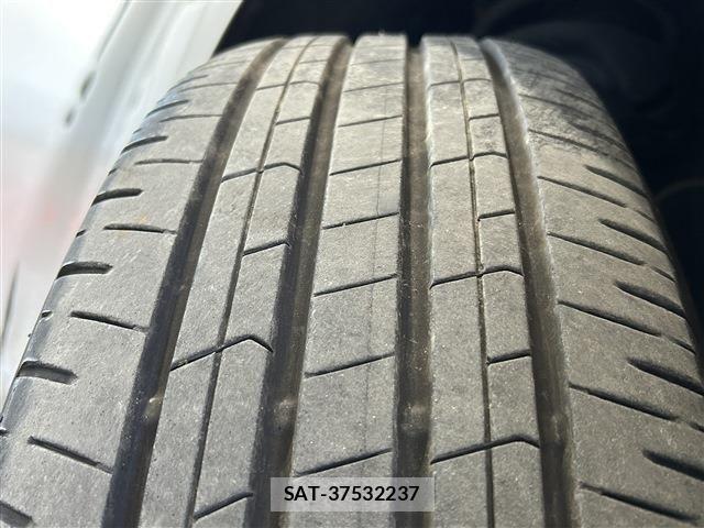 Toyota ALPHARD 2025-04 8870370-3
