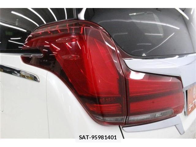 Toyota ALPHARD 2021-06 8878544-17