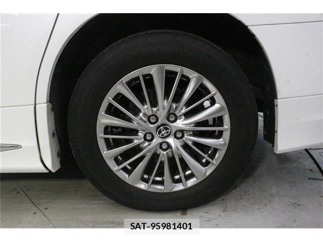 Toyota ALPHARD 2021-06 8878544-24
