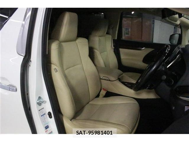 Toyota ALPHARD 2021-06 8878544-26