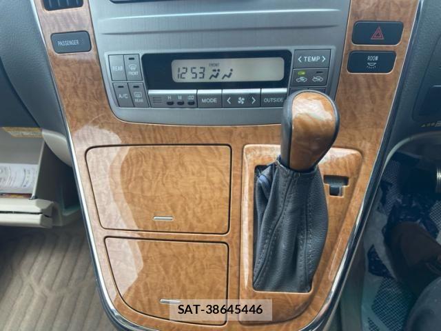 Toyota ALPHARD 2006-11 8657853-26